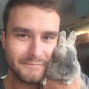 Meet your Posher, Adam